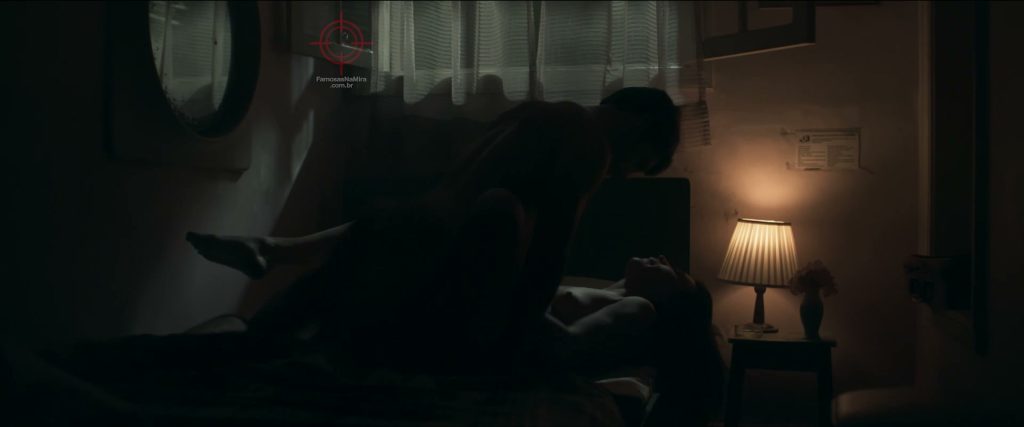 Bianca Bin Nua, Pelada Cena de Sexo em Angela