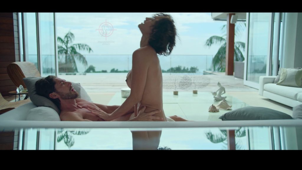 [+18] Débora Nascimento Nua, Pelada Cena de Sexo em Olhar Indiscreto ().