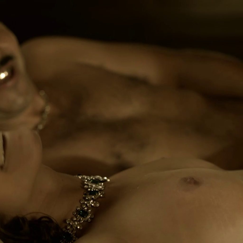 Lorena Comparato Nua, Pelada, Cena de Nudez Frontal em Boca de Ouro