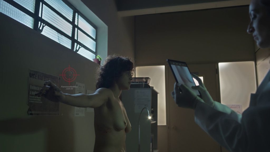 Maeve Jinkings Topless Mostrando Peitos em Os Outros