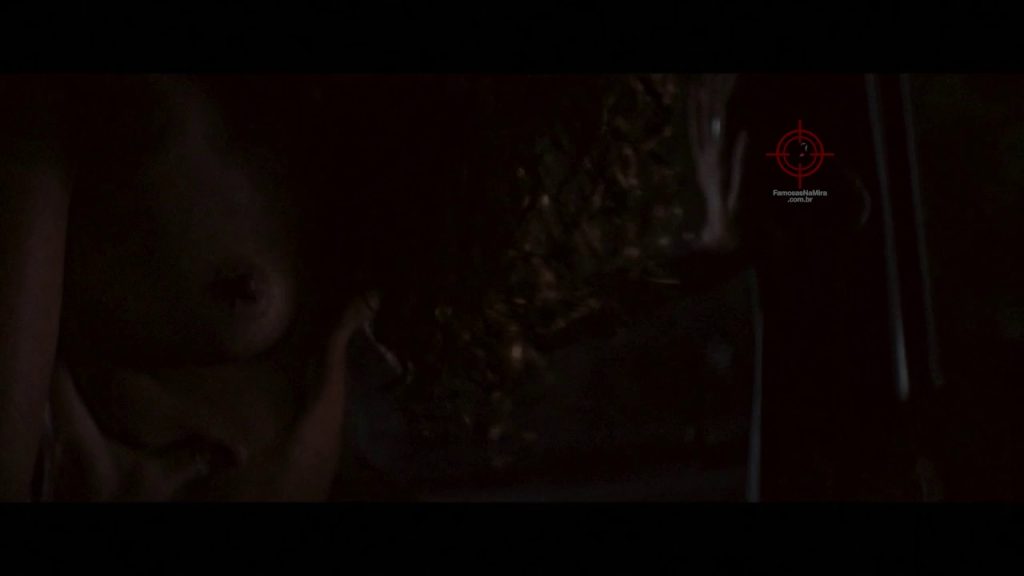 Sophie Charlotte Nua, Pelada Cena de Sexo em O Rio do Desejo