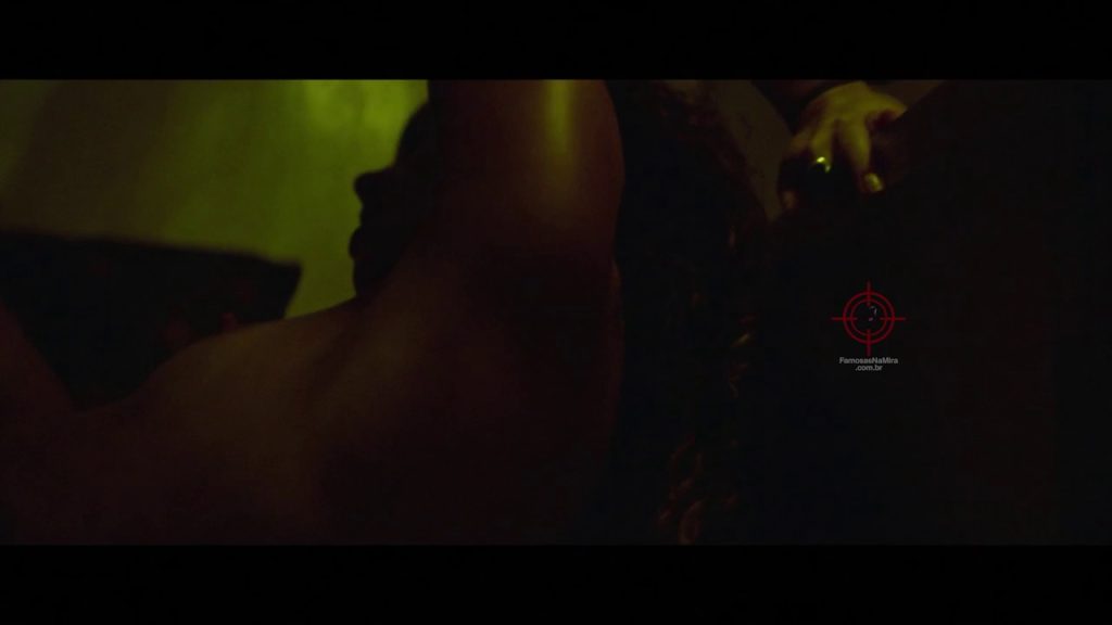 Sophie Charlotte Nua, Pelada Cena de Sexo em O Rio do Desejo