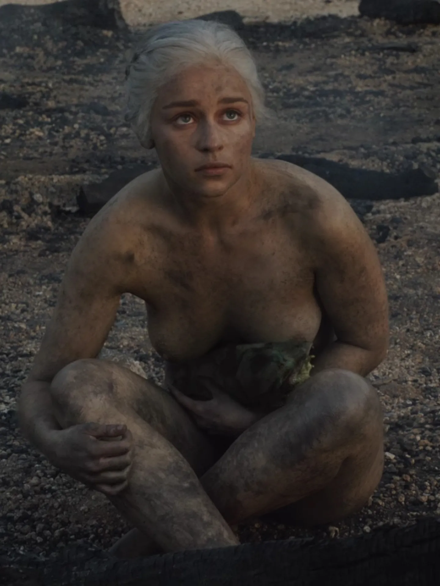 Cenas Quentes, Emilia Clarke, Game Of Thrones, Nudez - [05/10/2025]