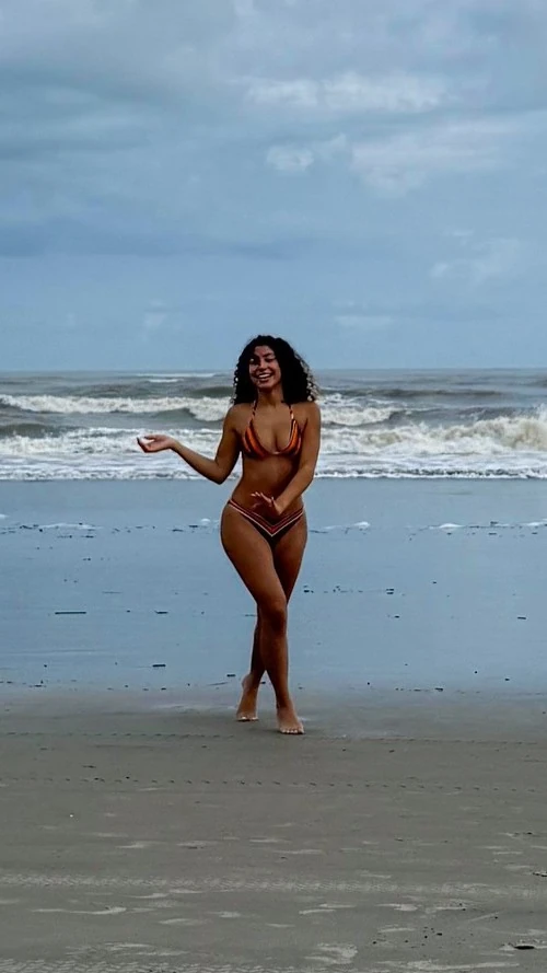 Biquini, Instagram, Isabella Ferreira - [10/10/2025]