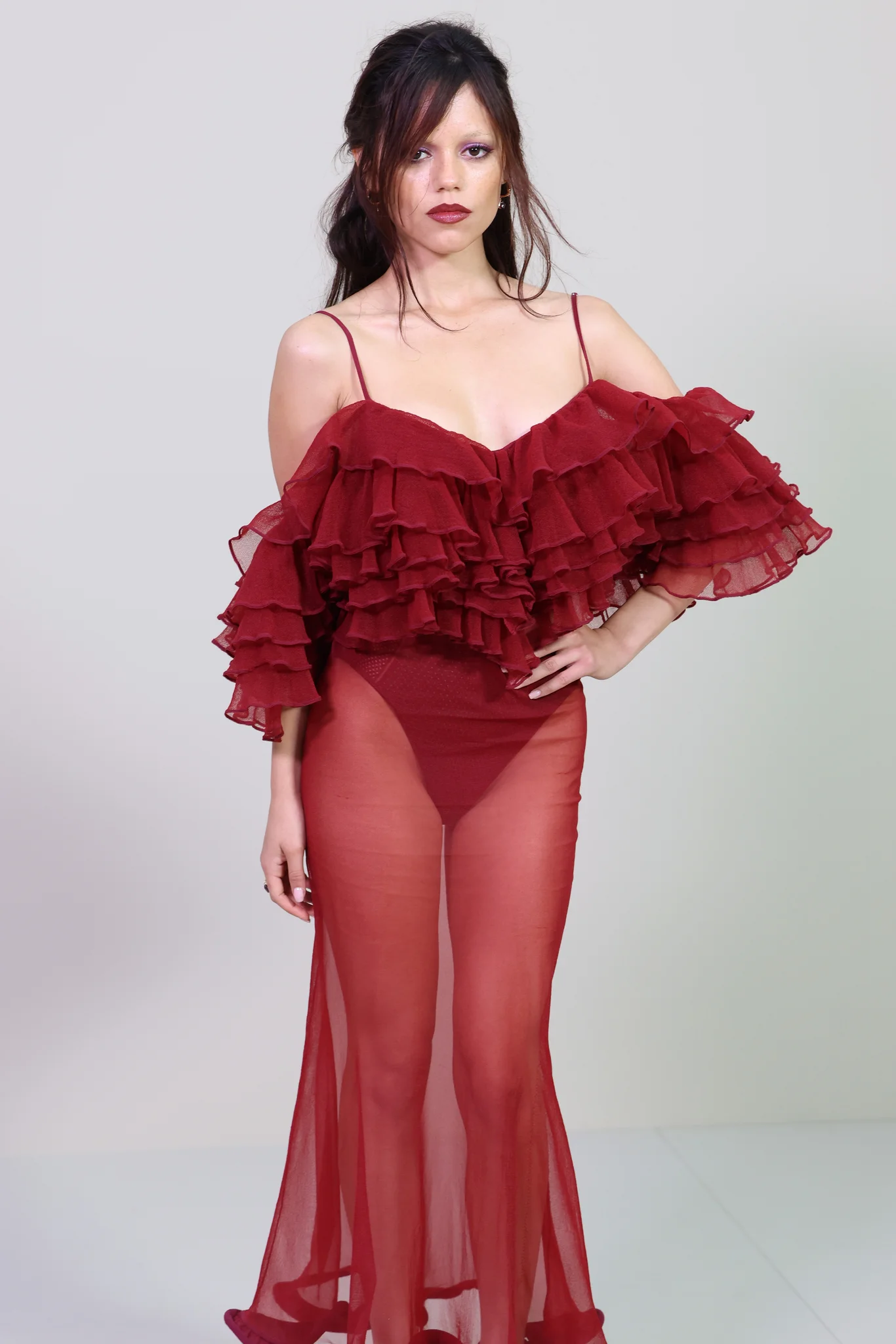 Jenna Ortega, TClothes, Givenchy - [03/10/2025]