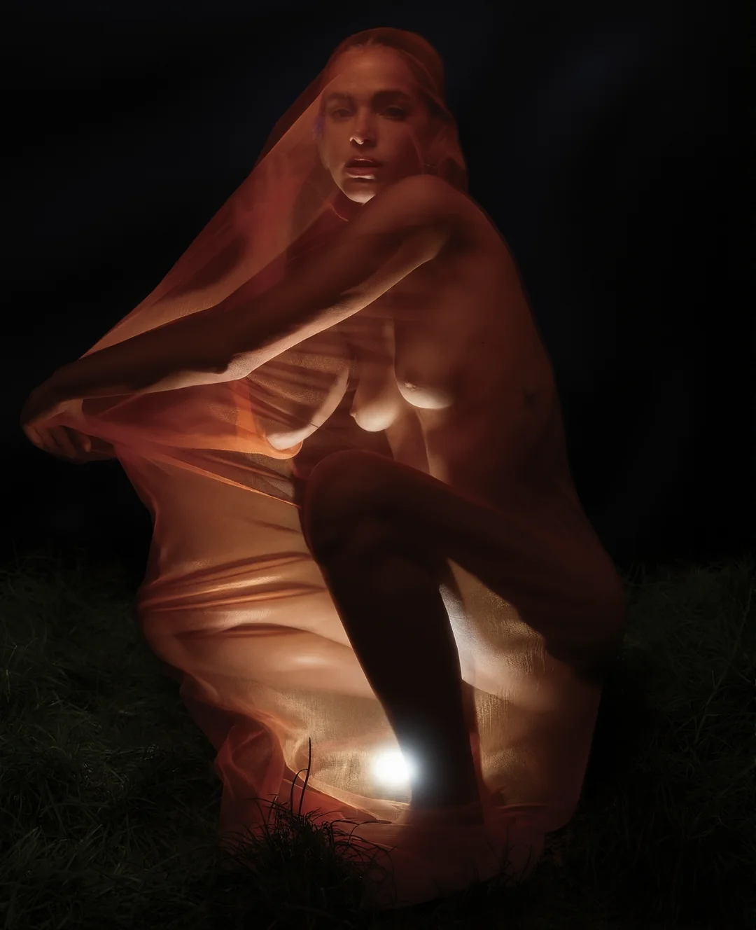 Bruna Marquezine, Ensaio, Nudez, Topless - [05/11/2025]