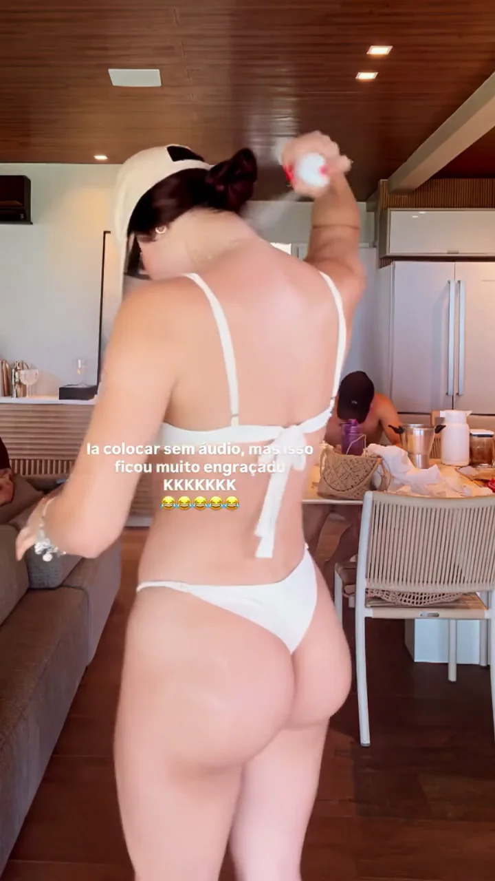 Biquini, Eslovenia Marques, Instagram - [21/11/2025]