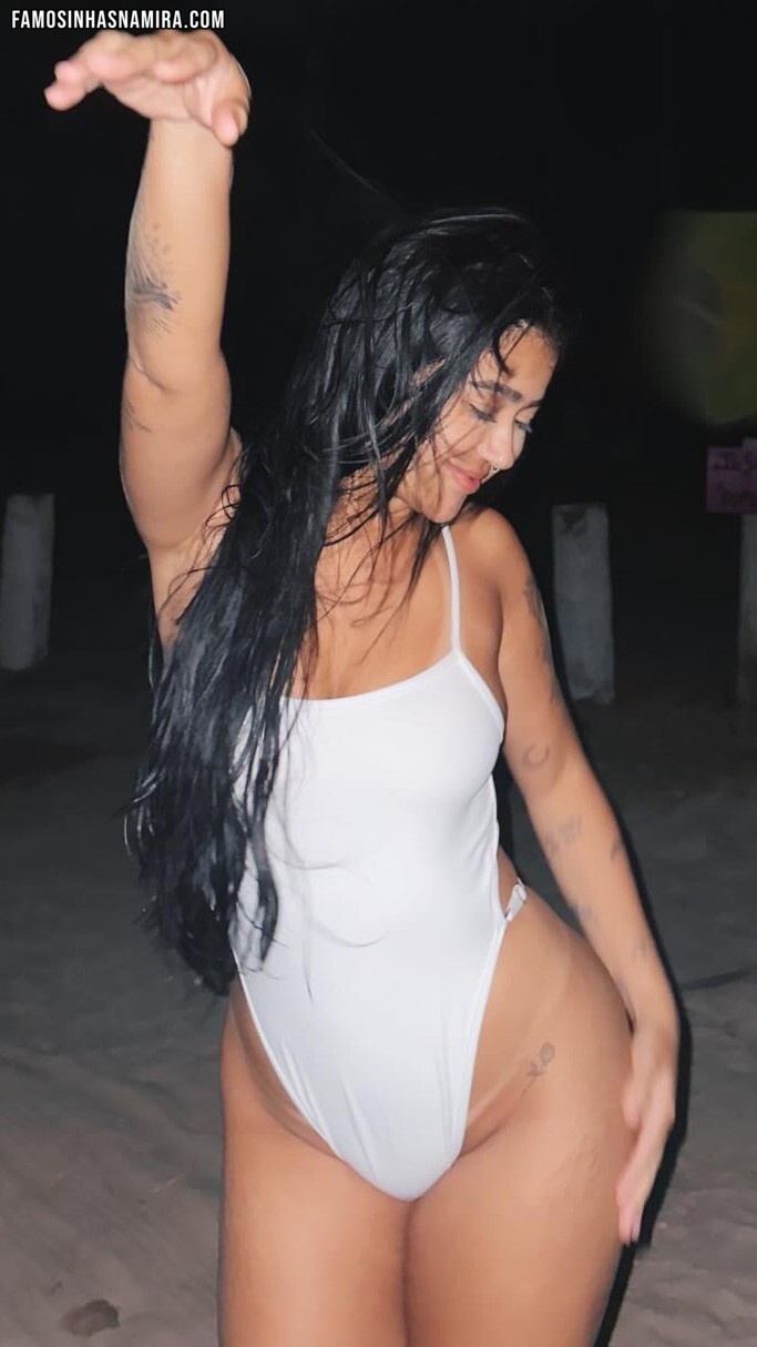 Beca Barreto, Biquini, Instagram - [24/12/2025]