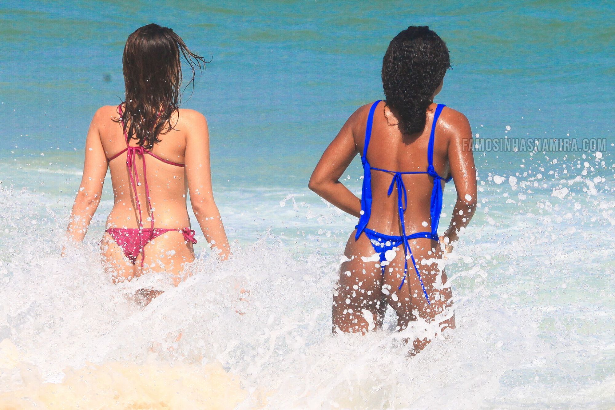 Biquini, Duda Santos, Livia Inhudes, Paparazzi, Praia - [05/12/2025]