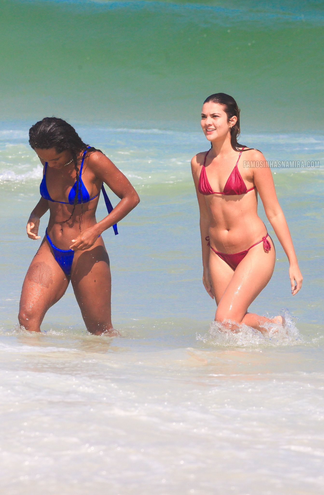 Biquini, Duda Santos, Livia Inhudes, Paparazzi, Praia - [05/12/2025]