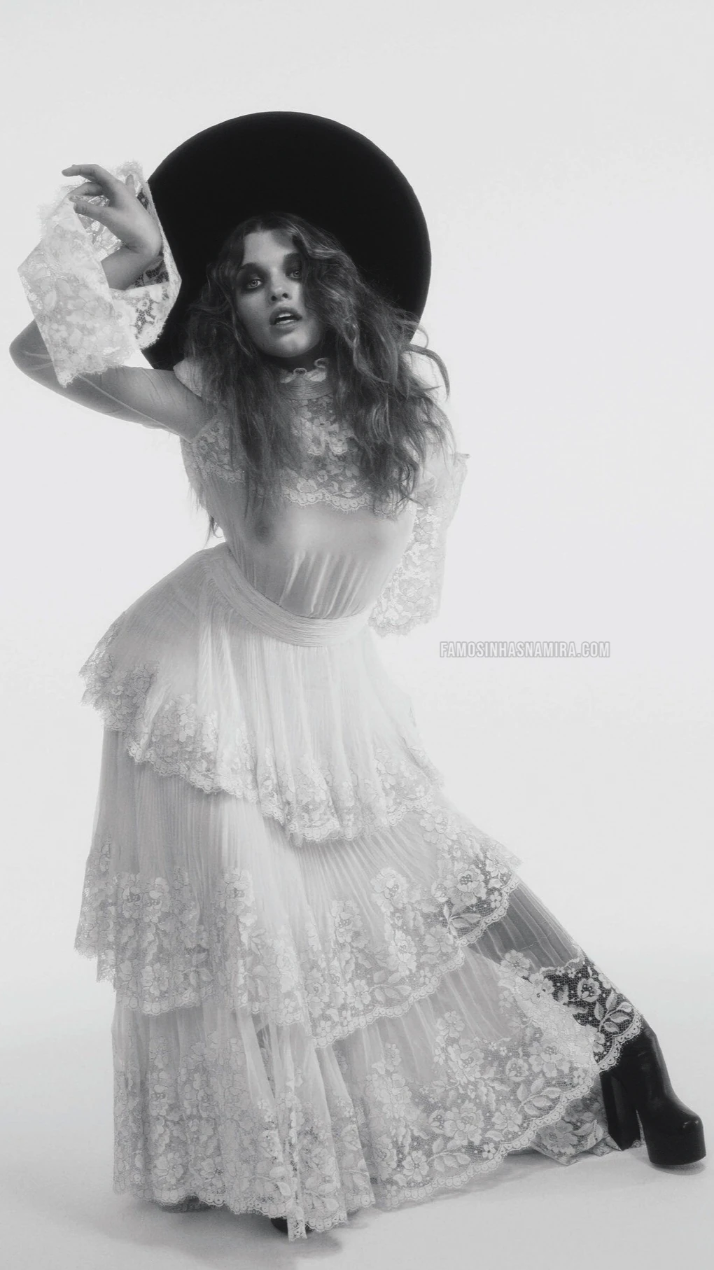 Ever Anderson, Transparencia - [05/12/2025]