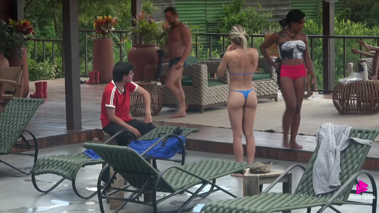 A Fazenda 17, Biquini, Saory Cardoso - [01/12/2025]