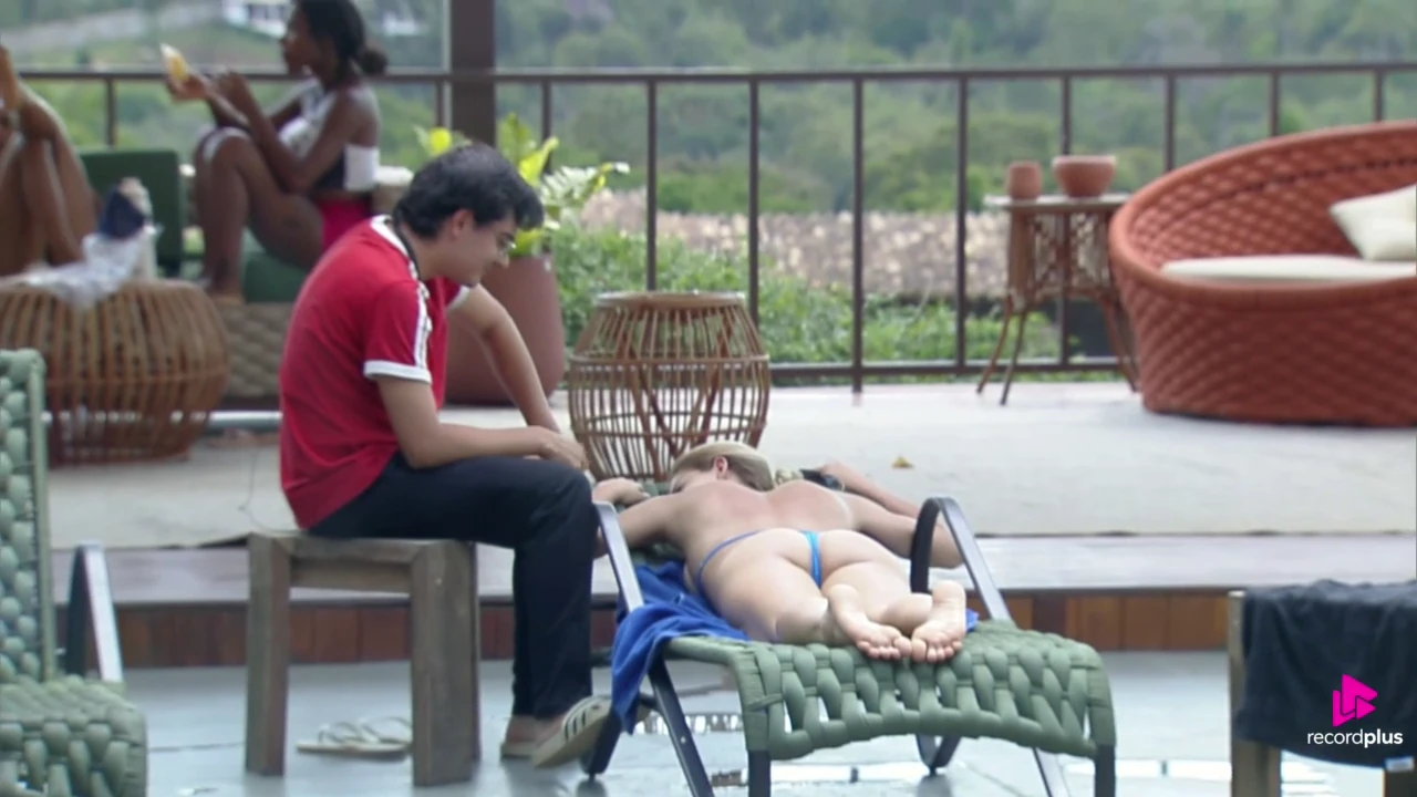 A Fazenda 17, Biquini, Saory Cardoso - [01/12/2025]