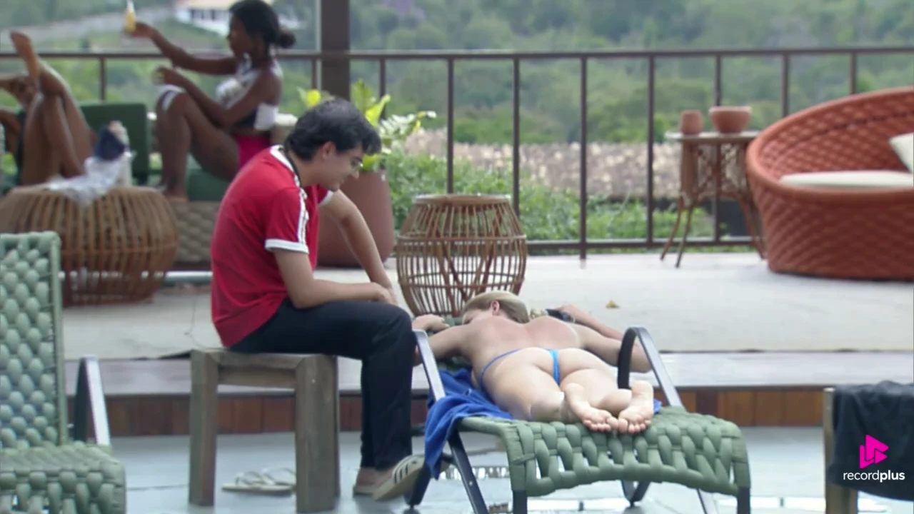 A Fazenda 17, Biquini, Saory Cardoso - [01/12/2025]