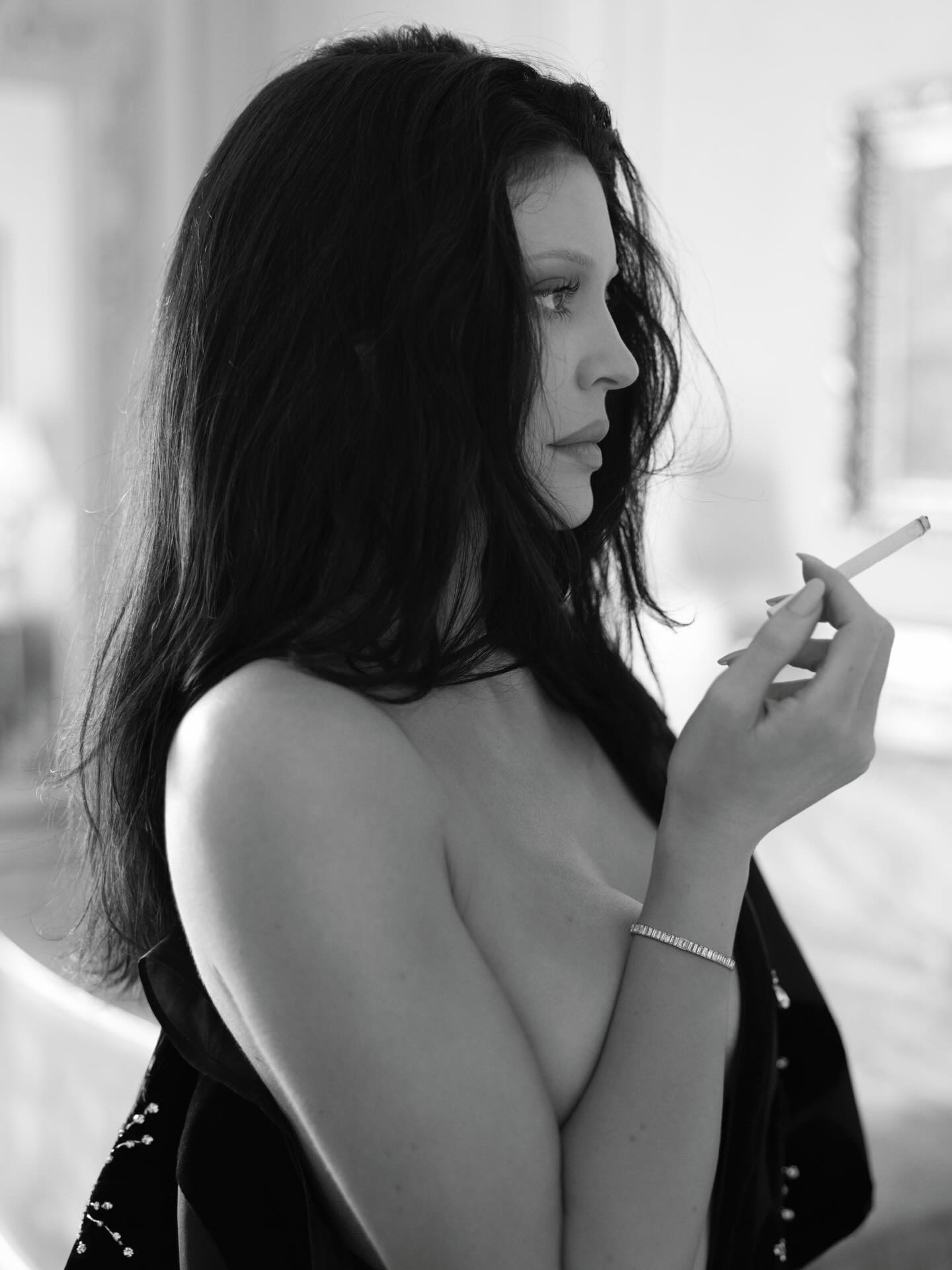 Ensaio, Kylie Jenner, Topless - [14/03/2026]