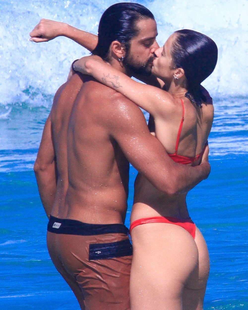 Agatha Moreira, Biquini, Paparazzi, Praia - [19/04/2026]