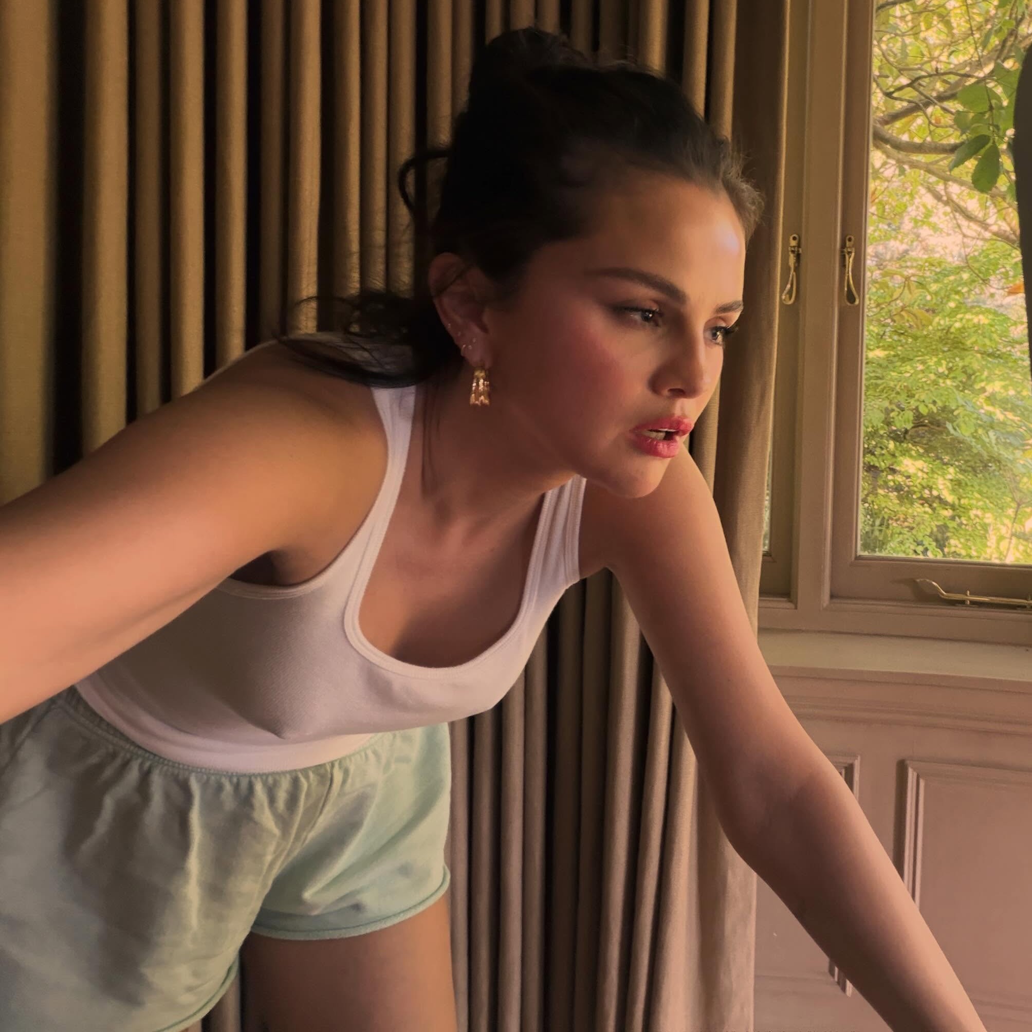 Selena Gomez, TClothes - [27/05/2026]