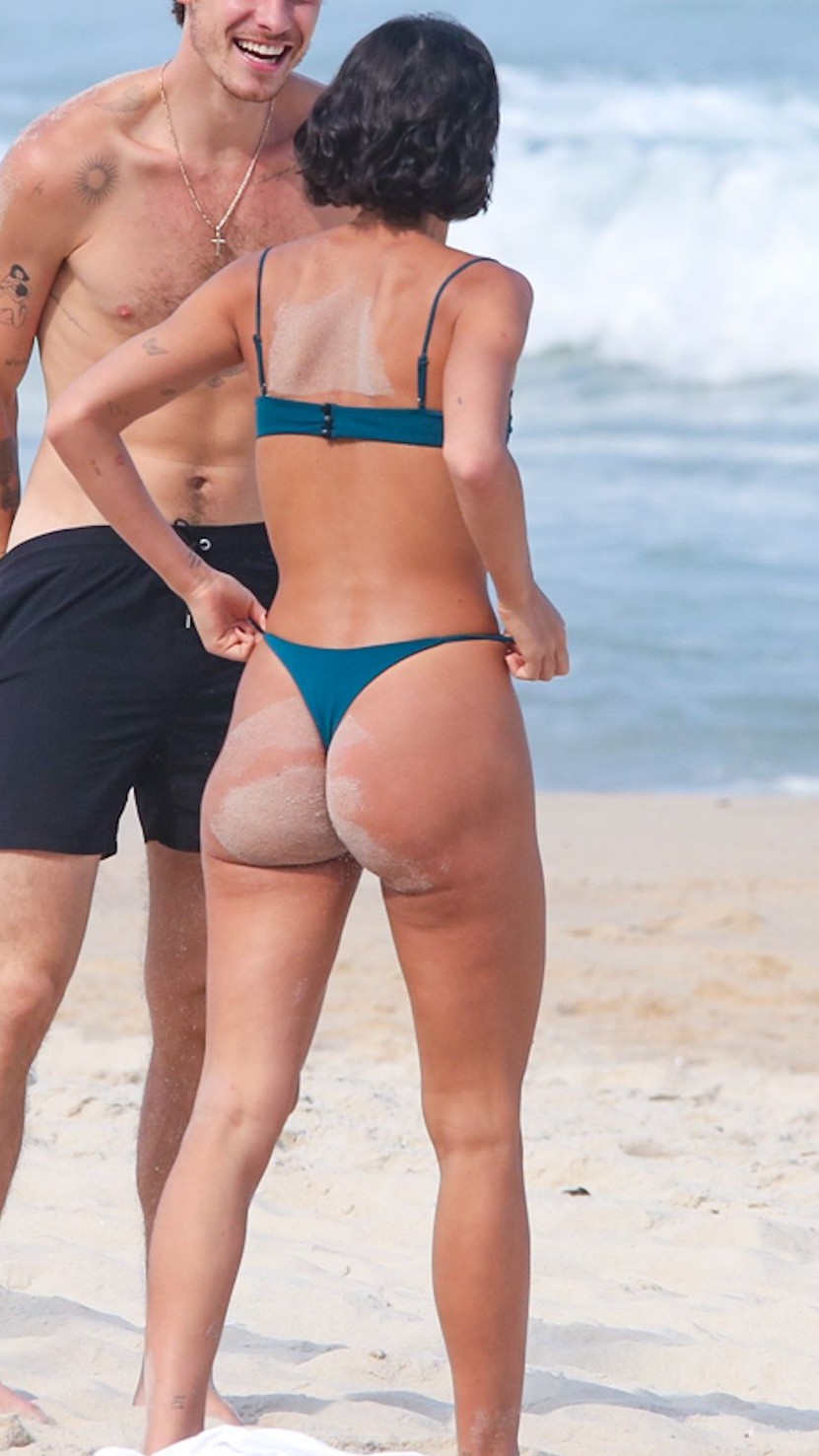 Biquini, Bruna Marquezine - [11/06/2026]