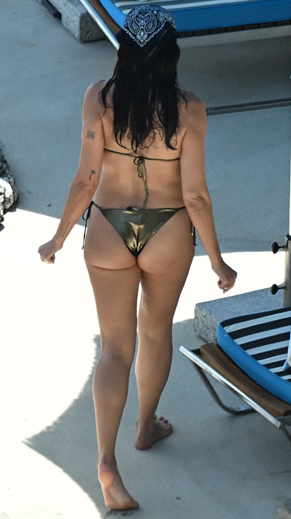 Biquini, Dua Lipa, Paparazzi - [16/06/2026]