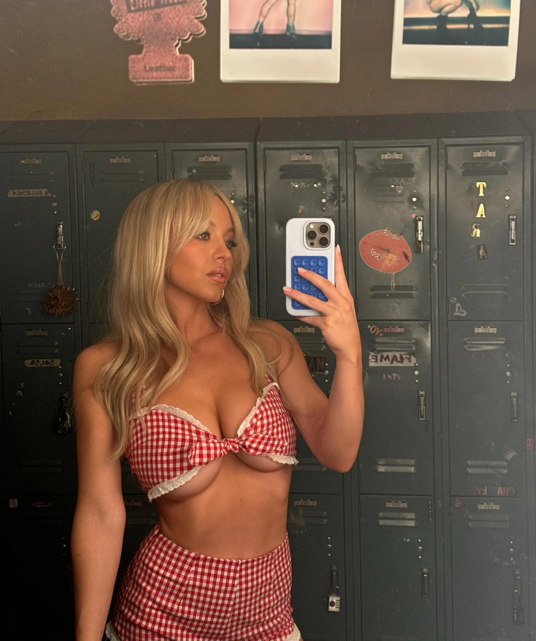 Lingerie, Sydney Sweeney, TClothes - [01/06/2026]